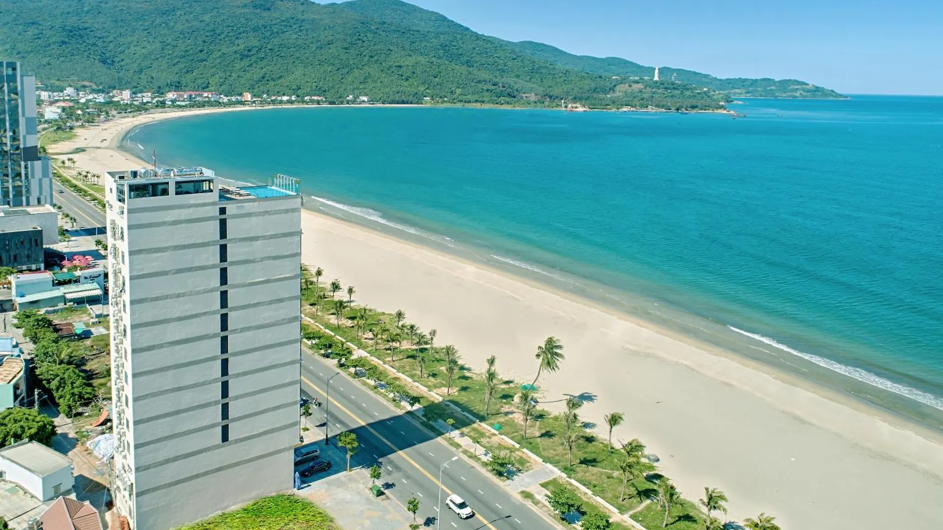 Alisia Beach Hotel Da Nang