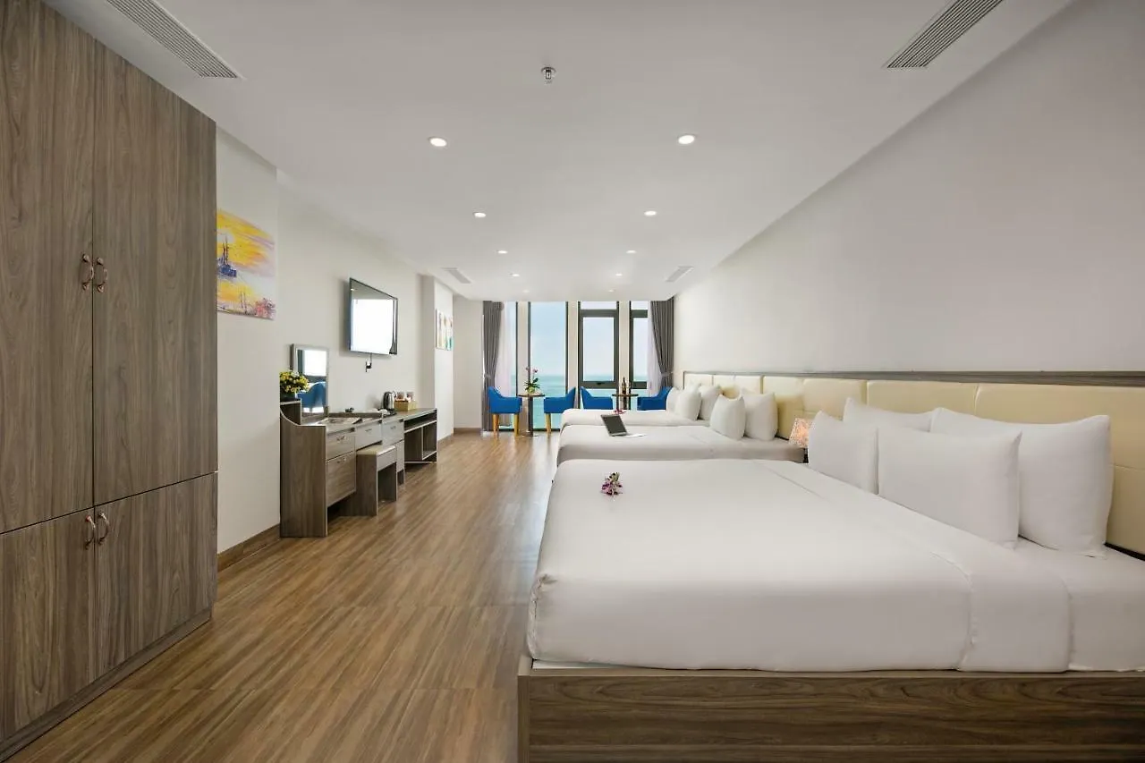Alisia Beach Hotel Da Nang
